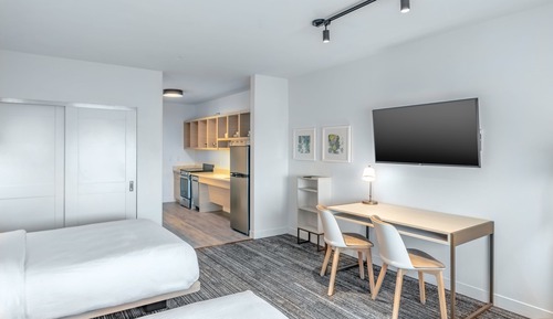 Studio, 2 Queen Beds