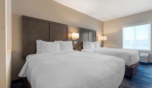 Suite, 2 Queen Beds, Accessible, Non Smoking