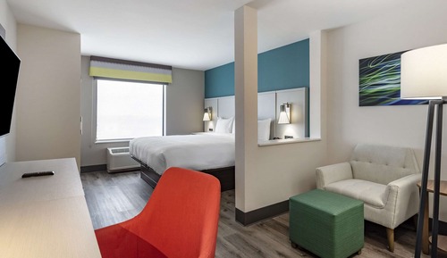 Suite, 1 King Bed, Non Smoking
