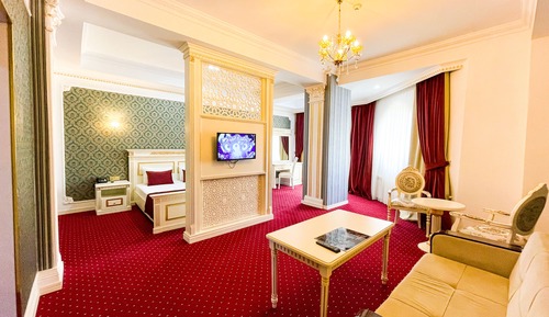 Superior Suite
