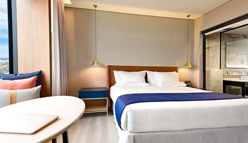 Executive Room, 1 King Bed, Executive Level