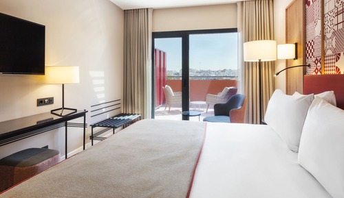 Deluxe Room, Balcony