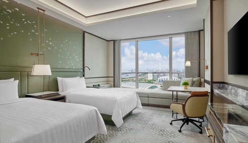 Horizon, Twin Room, River View
