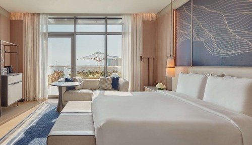 Deluxe Room, 1 King Bed