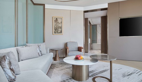 Deluxe Suite, 1 King Bed