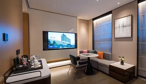 Deluxe Room, 1 King Bed