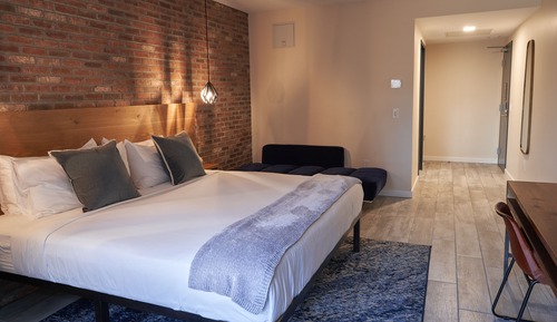Premium Room