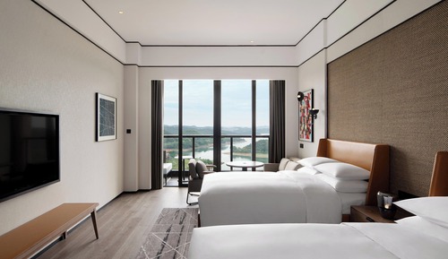 Club Room, 2 Double Beds, Smoking, Lake View (Club Premier, Balcony)