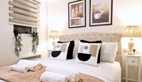 Superior Apartment, Private Bathroom (Flat 7-104 Tib Street)