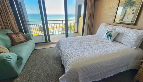 Panoramic Studio, 2 Queen Beds, Kitchen, Ocean View