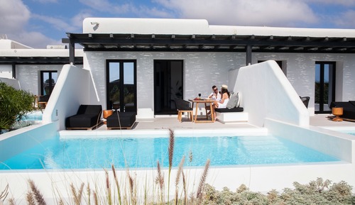 Deluxe Suite with Private Pool