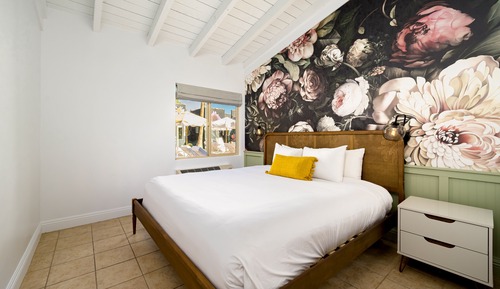 Signature Suite