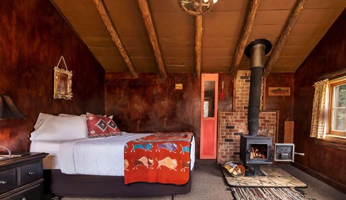 Classic Cabin, Shared Bathroom, Mountain View
