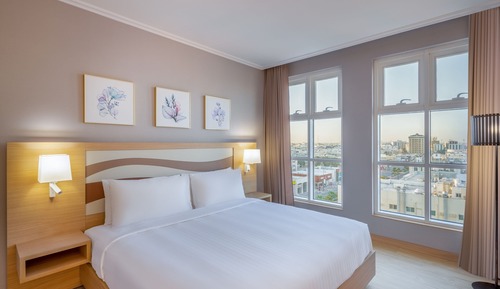 Studio, 1 King Bed with Sofa bed