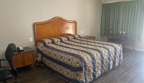Deluxe Room, 1 King Bed, Non Smoking