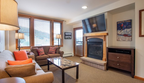 Condo, 2 Bedrooms