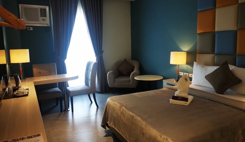 Premier Room