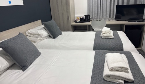 Premium Twin Room
