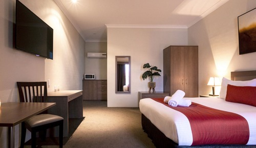 Executive Queen Room