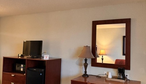Room, 1 King Bed, Non Smoking