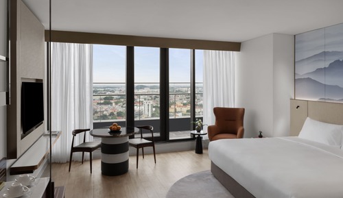 Premium Room, 1 King Bed, Balcony (Residence)