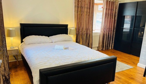 Double Room, Ensuite (Ground Floor)