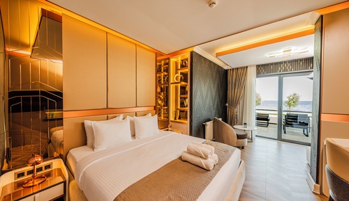 Elite Suite