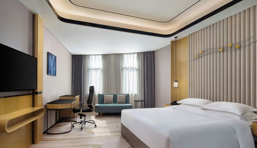 Room, 1 King Bed, City View