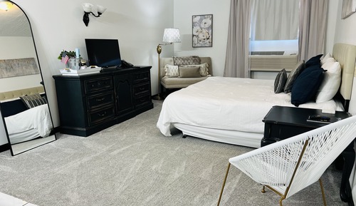 Premier Room