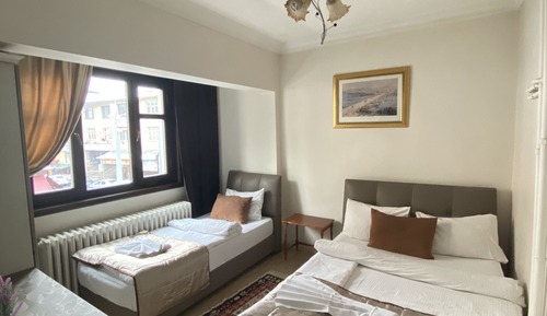 Economy Triple Room, Multiple Beds