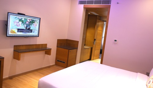 Standard Room, 1 Queen Bed, Non Smoking