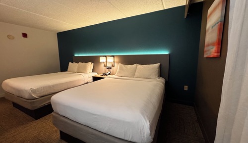 Room, 2 Queen Beds, Accessible, Non Smoking
