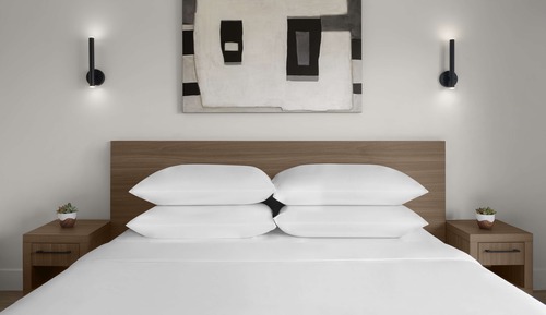 Premier Room, 1 King Bed
