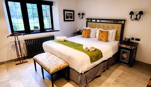 Classic Double or Twin Room