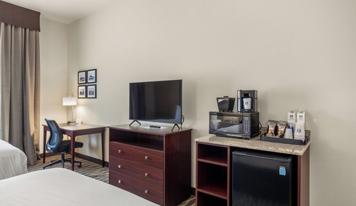 Room, 2 Queen Beds, Accessible, Non Smoking (Guestroom Audible/Visual Alert)