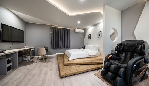 Room (Special price royal massage room (Net)