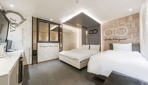 Room (Twin Room (Coffee & Toast Included Ne)