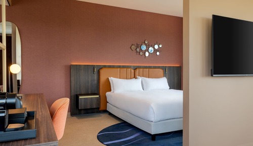 Superior Suite, 1 King Bed, Non Smoking