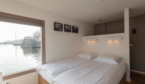 Standard Twin Room, Canal View
