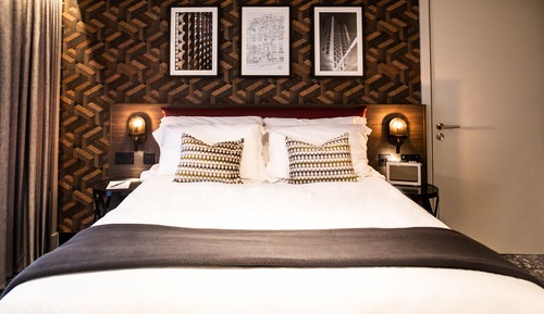 Standard Room, 1 King Bed