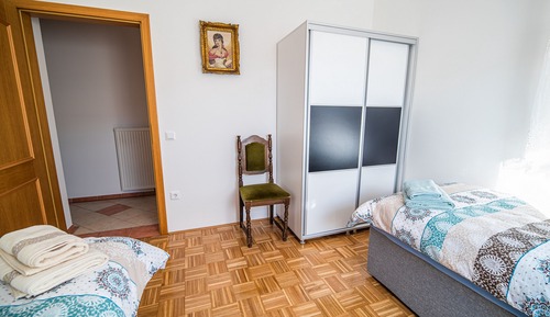 Apartment (Two Bedroom Apartment 2)