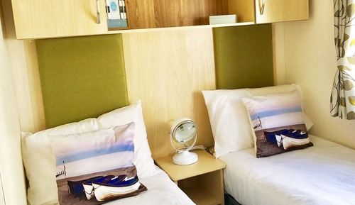 8 Berth Superior Caravan Pet Free