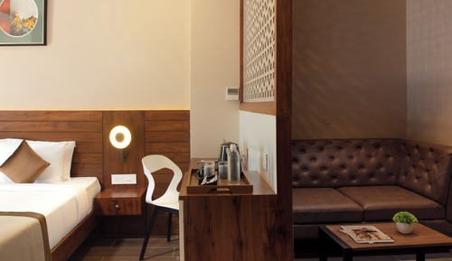 Premium Suite, Non Smoking, Private Bathroom