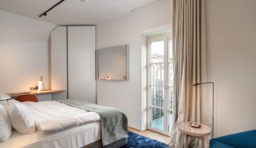Double Room, Balcony