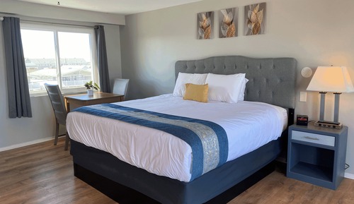 King Bed, 1st Floor