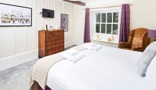 Double or Twin Room (Room 2)