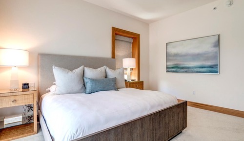 Condo (3 Bedrooms)