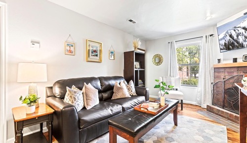 Condo (1 Bedroom)