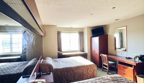Double Room, 2 Queen Beds, Non Smoking