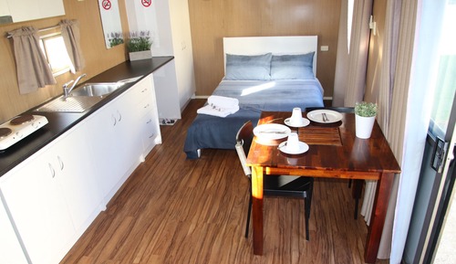 Standard Cabin, Shared Bathroom